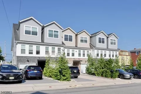 93 Prospect St, Garfield, NJ 07026