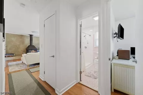 Entry Way - 1265 North Ave, Plainfield, NJ 07062 photo 2 of 2