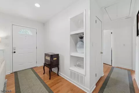 Entry Way - 1265 North Ave, Plainfield, NJ 07062 photo 1 of 2