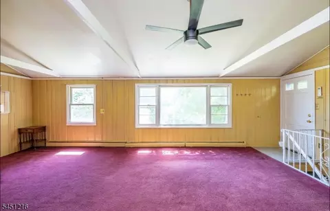 Living - 26 Cedar Tree Trl, Wantage, NJ 07461 photo 2 of 2