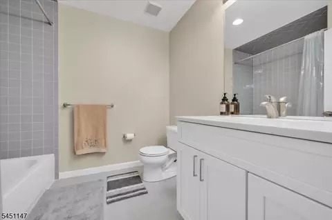 Other - 1706 Park Pl, Springfield, NJ 07081 photo 2 of 5