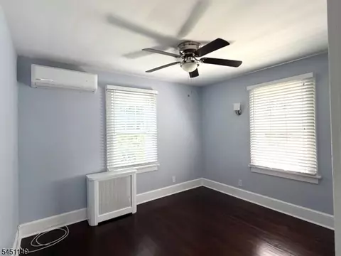 Bedroom - 11 Van Dyke Pl, Summit, NJ 07901 photo 3 of 4