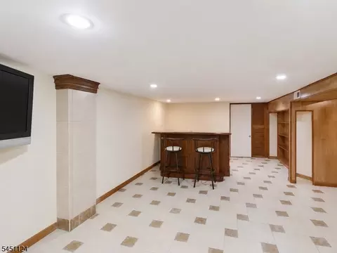 402 Davis Ave, Harrison, NJ 07029 photo 34