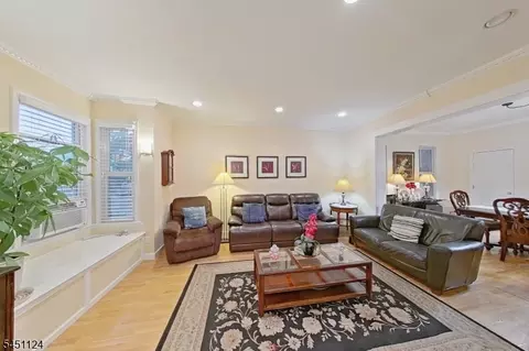 402 Davis Ave, Harrison, NJ 07029 photo 11