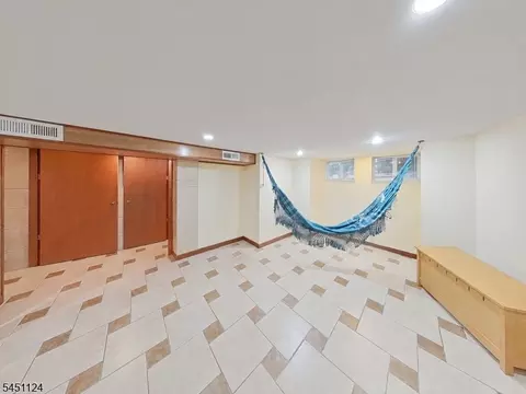 402 Davis Ave, Harrison, NJ 07029 photo 33