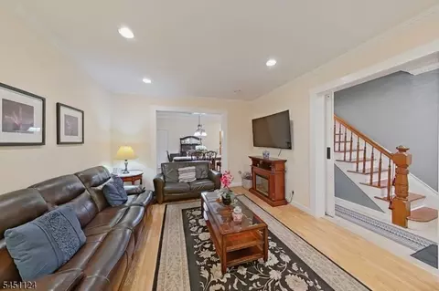 402 Davis Ave, Harrison, NJ 07029 photo 23