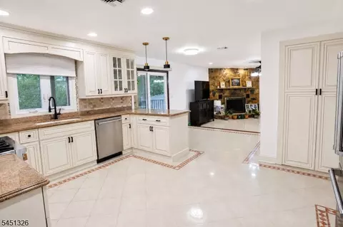 Other - 26 Benjamin Dr, Springfield, NJ 07081 photo 3 of 4