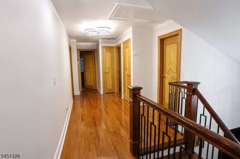 Entry Way - 26 Benjamin Dr, Springfield, NJ 07081 photo 5 of 9