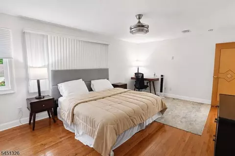 Bedroom - 26 Benjamin Dr, Springfield, NJ 07081 photo 7 of 7