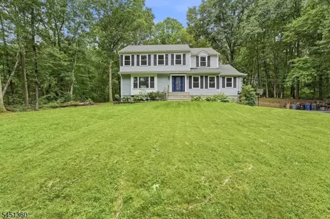 75 Waterloo Rd, Budd Lake, NJ 07828