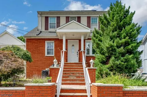 446 Post Ave, Lyndhurst, NJ 07071
