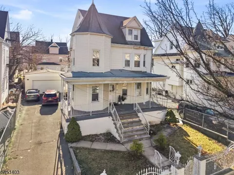 38 Nairn Pl, Newark, NJ 07108