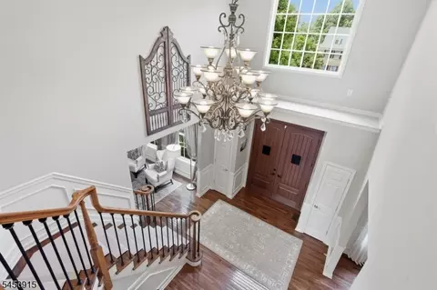 Entry Way - 17 Setting Sun Dr, Hackettstown, NJ 07840 photo 5 of 6