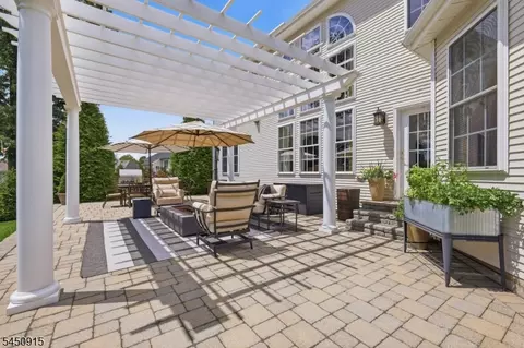 Exterior - 17 Setting Sun Dr, Hackettstown, NJ 07840 photo 3 of 6