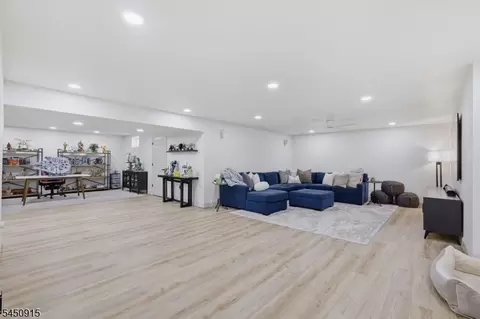 17 Setting Sun Dr, Hackettstown, NJ 07840 photo 32