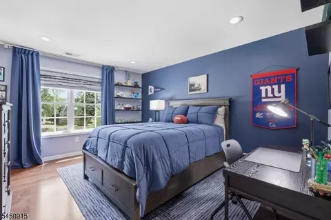 Bedroom - 17 Setting Sun Dr, Hackettstown, NJ 07840 photo 2 of 4