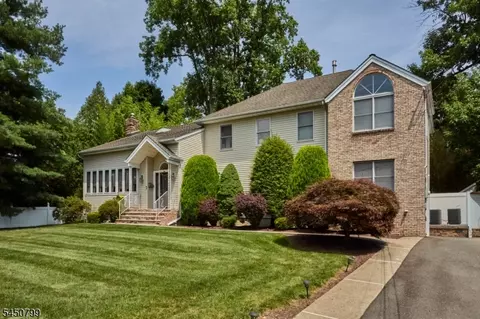 Exterior - 2 Cayuga Trl, Wayne, NJ 07470 photo 7 of 7