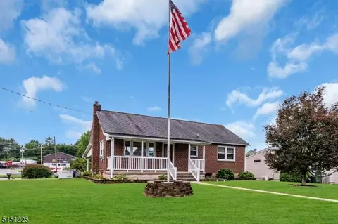602 Pennsylvania Ave, Phillipsburg, NJ 08865
