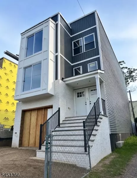 199 19th Ave, Irvington, NJ 07111