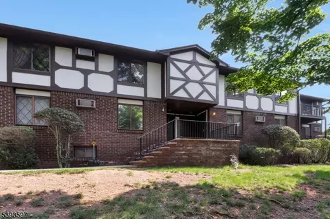 76 Farm Rd #O, Hillsborough, NJ 08844