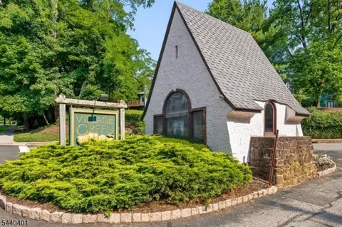 22 Village Green Ct, South Orange Village, NJ 07079