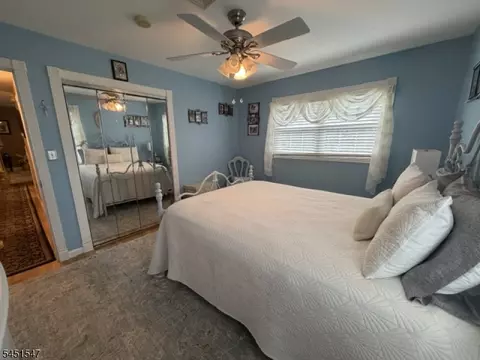 Bedroom - 71 Beech Rd, Randolph, NJ 07869 photo 5 of 8
