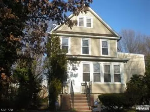 147 Phelps Ave #2, Englewood, NJ 07631