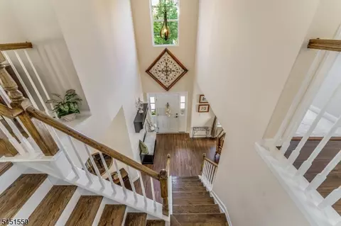 Entry Way - 46 Saxton Dr, Hackettstown, NJ 07840 photo 1 of 2