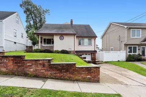 10 Wendy Ter, Garfield, NJ 07026