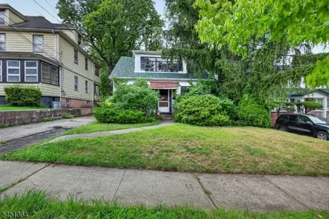 162 Bogert St, Teaneck, NJ 07666
