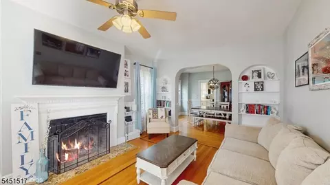 Entry Way - 403 Sharp St, Hackettstown, NJ 07840 photo 1 of 4
