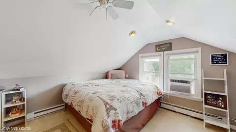 403 Sharp St, Hackettstown, NJ 07840 photo 16
