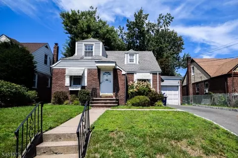 441 9th Ave, Paterson, NJ 07514