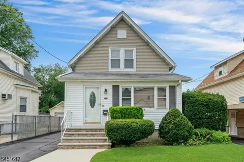 204 Tontine Ave, Lyndhurst, NJ 07071