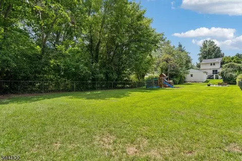 Exterior - 78 Tooker Ave, Springfield, NJ 07081 photo 8 of 9