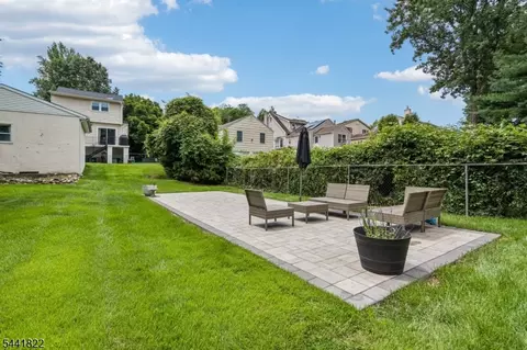 Exterior - 78 Tooker Ave, Springfield, NJ 07081 photo 5 of 9