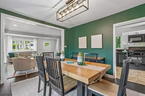 Dining - 78 Tooker Ave, Springfield, NJ 07081 photo 4 of 4