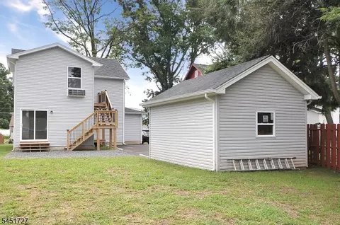 Exterior - 1277 E Front St, Plainfield, NJ 07062 photo 3 of 4