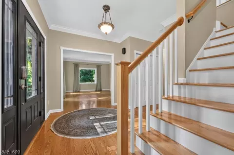 Entry Way - 11 Devonald Dr, Asbury, NJ 08802 photo 2 of 4