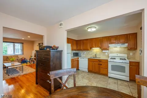 Kitchen - 24 Manchester Ct, Wayne, NJ 07470 photo 1 of 3