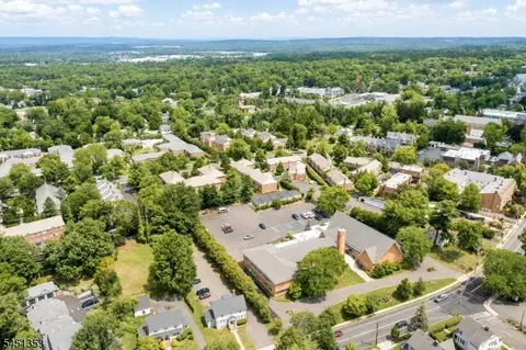 14 Brook Ct, Summit, NJ 07901 photo 38