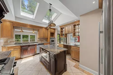 49 Omaha Ave, Rockaway, NJ 07866