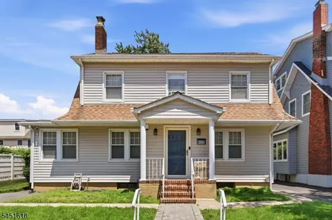 304 Brook Ave, Passaic, NJ 07055