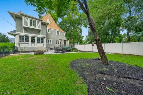 Exterior - 1041 Kenyon Ave, Plainfield, NJ 07060 photo 5 of 6