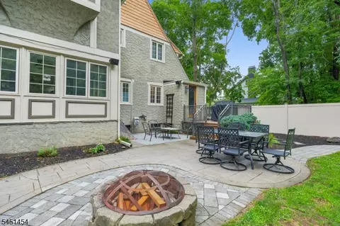 Exterior - 1041 Kenyon Ave, Plainfield, NJ 07060 photo 4 of 6