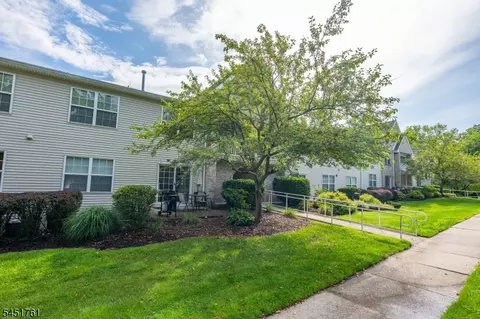 Other - 10 Parkside Ct, Wayne, NJ 07470 photo 9 of 9
