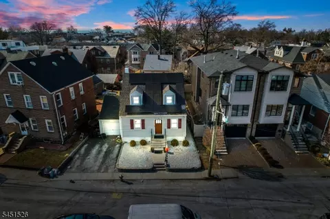 789 Harvard Pl, Cliffside Park, NJ 07010