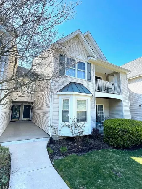 122 Cambridge Ct #122, Clifton, NJ 07014