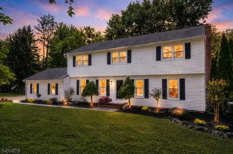 59 Catskill Ct, Belle Mead, NJ 08502