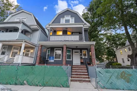 285 Amherst St, East Orange, NJ 07018